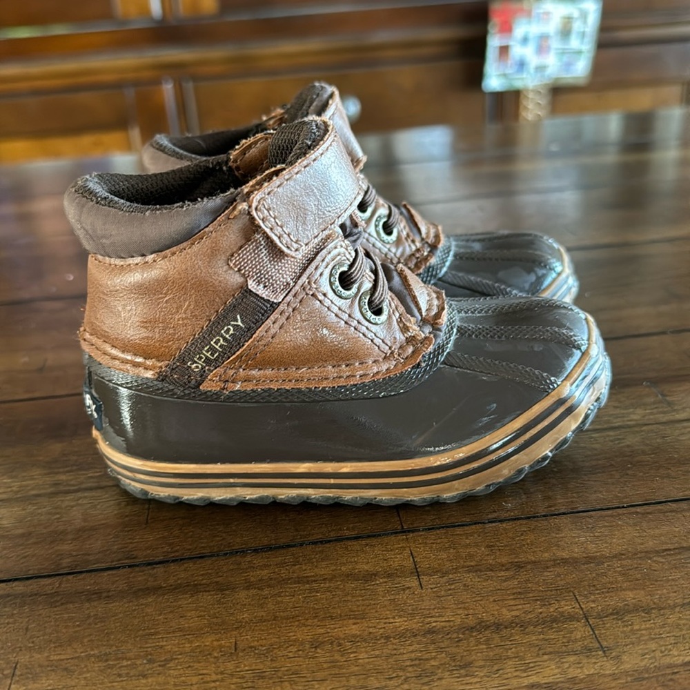 toddler sperry boots